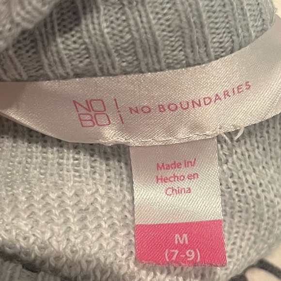 No Boundaries Blue and White Floral Sweater - Picture 3 of 3